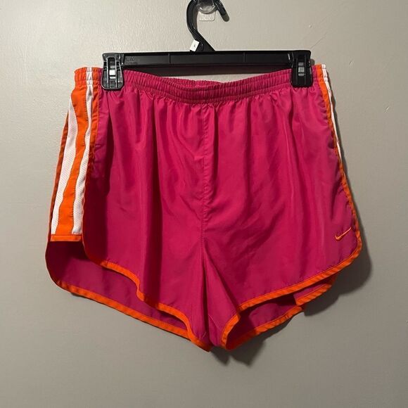 Nike shorts  - Picture 1 of 3